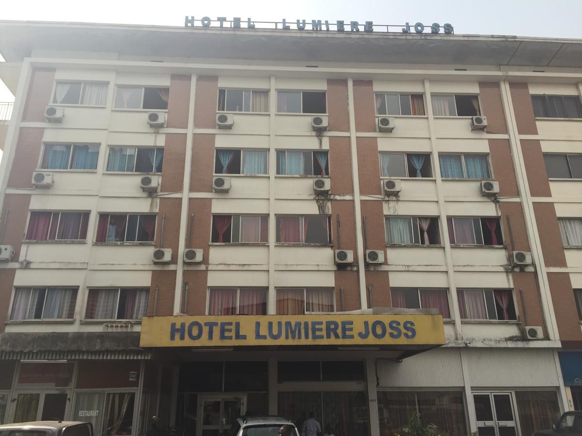 Hotel Lumiere Joss Douala Exterior foto