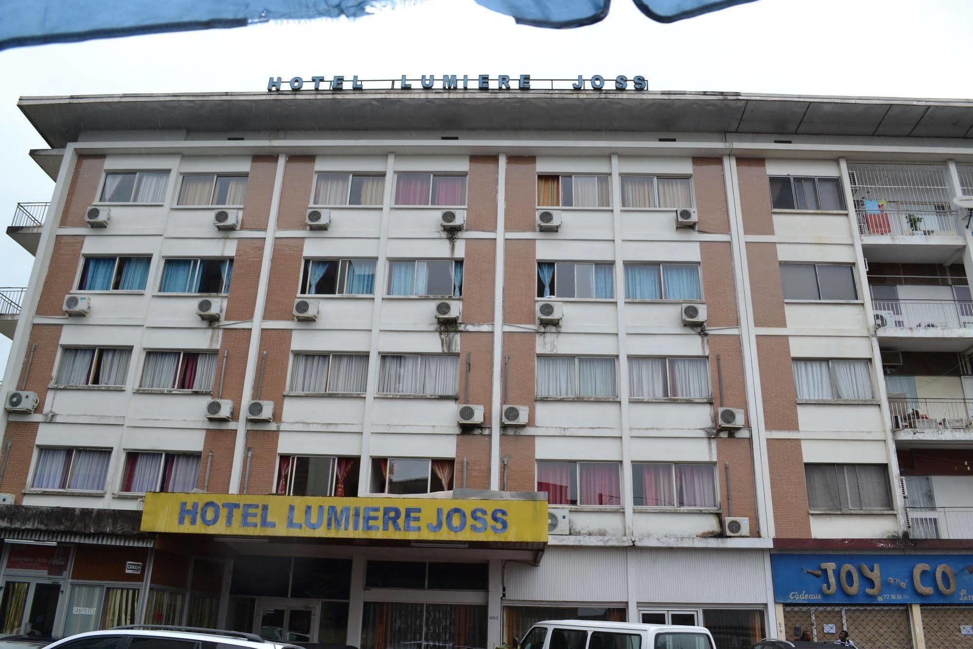 Hotel Lumiere Joss Douala Exterior foto